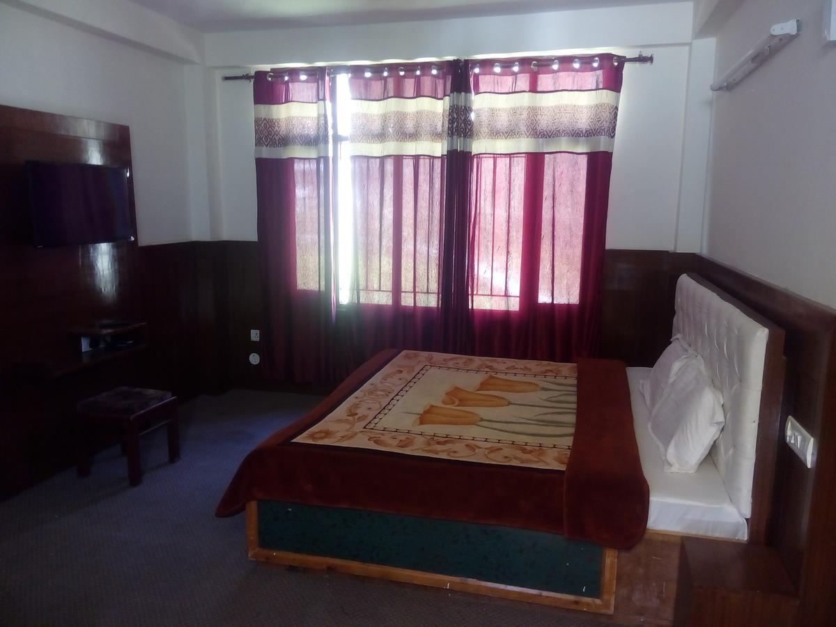 Gautam Hotel & Cottage Manali (Himachal Pradesh) Ngoại thất bức ảnh